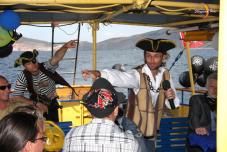 Пиратская свадьба, свадьба в Крыму, пиратская регистрация брака